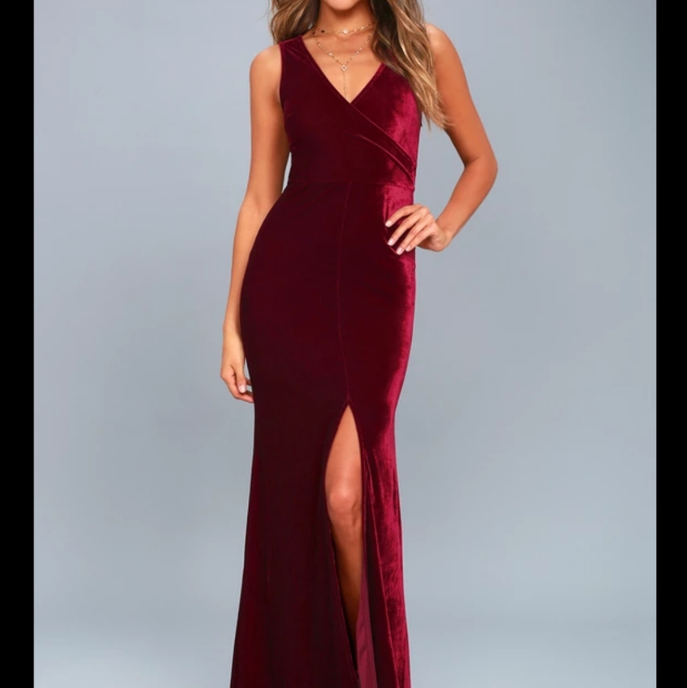 Lulu's Burgundy Velvet Dress